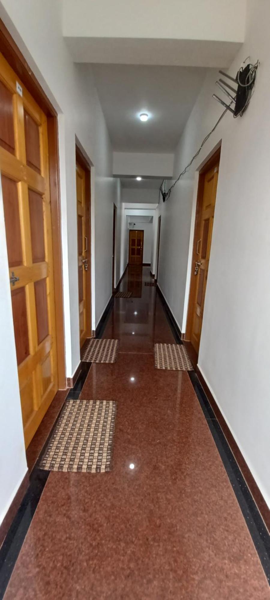 ארמבול Prakash Holiday Inn מראה חיצוני תמונה